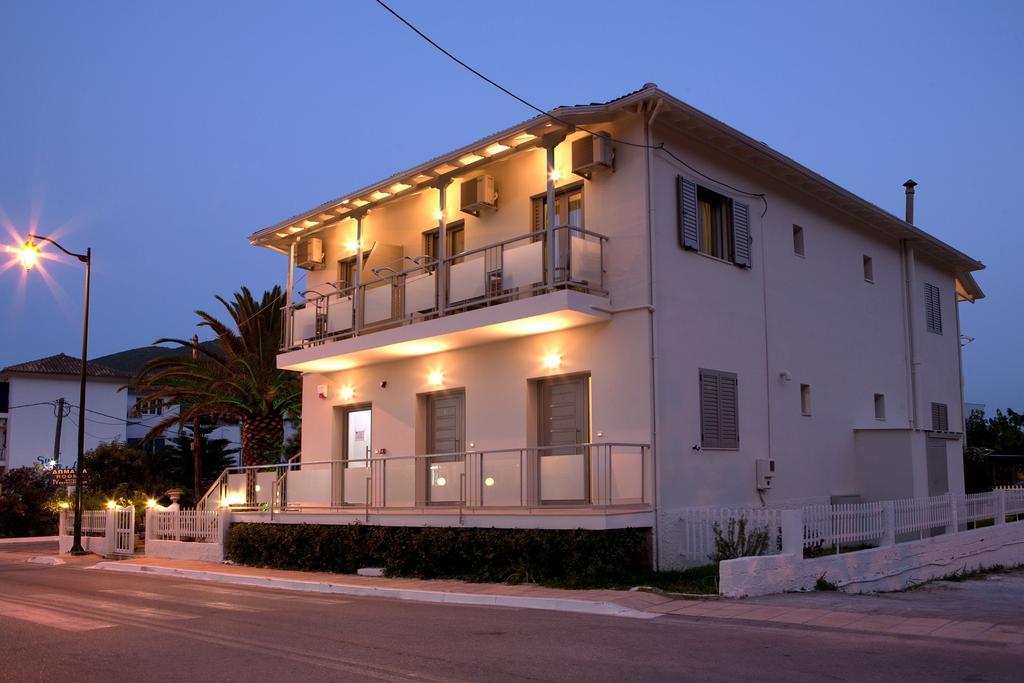 Savinos Rooms Vasiliki  Exterior photo